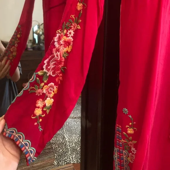 Johnny Was top - Picture 2 of 8